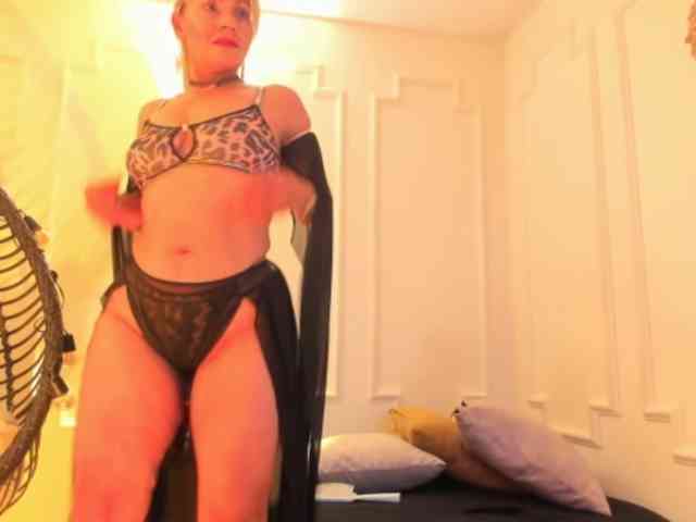 taylor-anastasia webcam