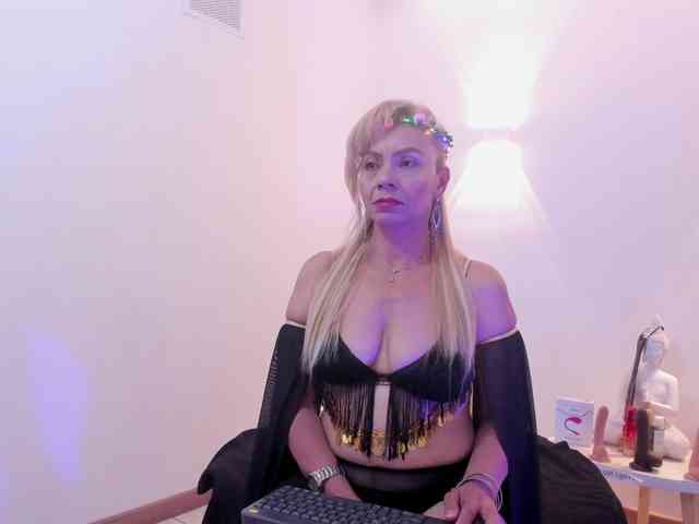 taylor-anastasia webcam
