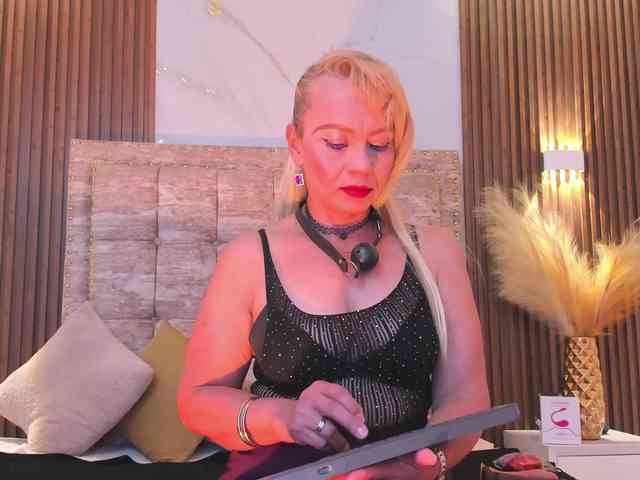 taylor-anastasia webcam