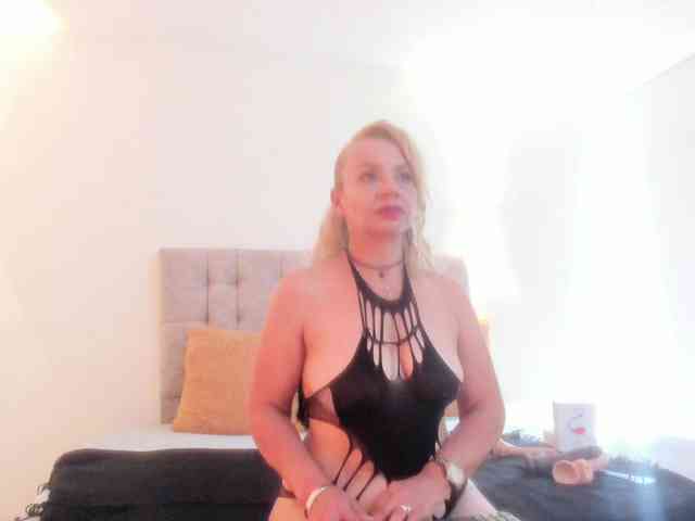 taylor-anastasia taylor-anastasia