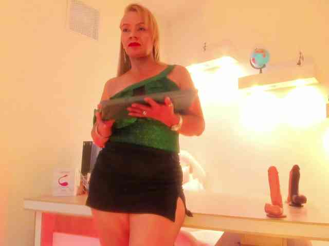 taylor-anastasia webcam