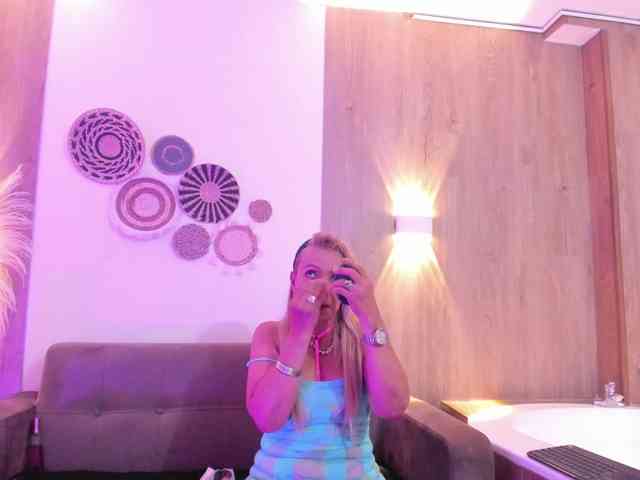 taylor-anastasia webcam