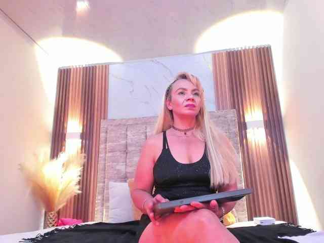 taylor-anastasia webcam