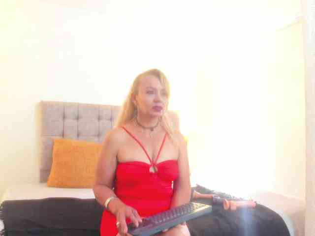 taylor-anastasia webcam