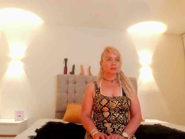 taylor-anastasia webcam