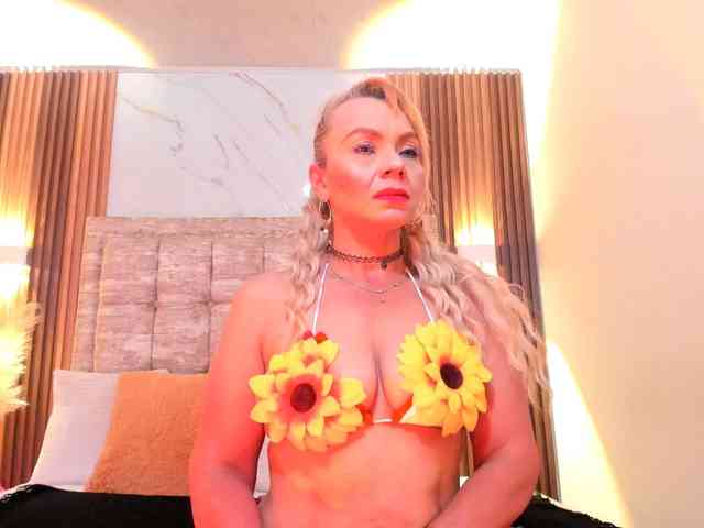 taylor-anastasia webcam