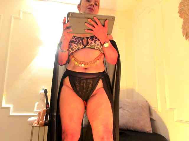 taylor-anastasia webcam