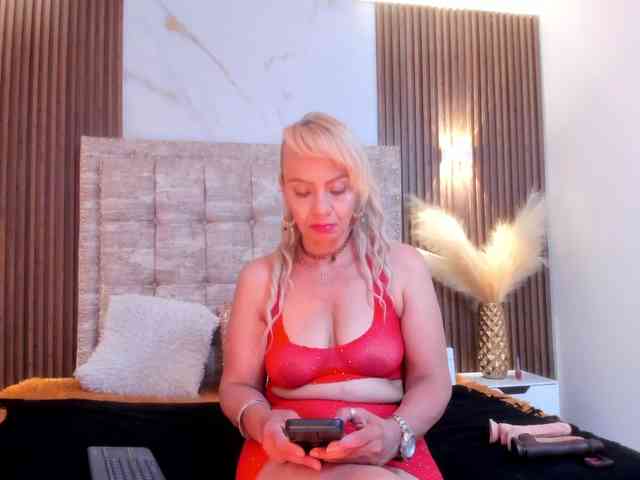 taylor-anastasia webcam