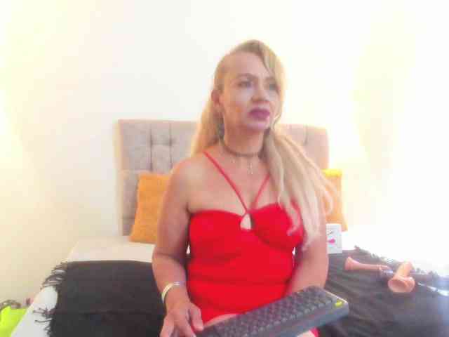 taylor-anastasia webcam