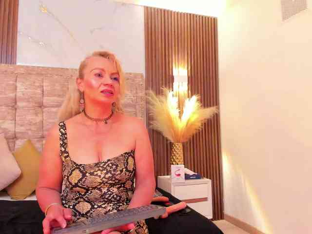 taylor-anastasia webcam