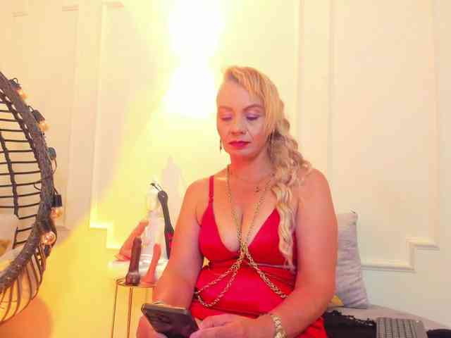 taylor-anastasia webcam