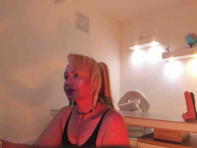 taylor-anastasia webcam