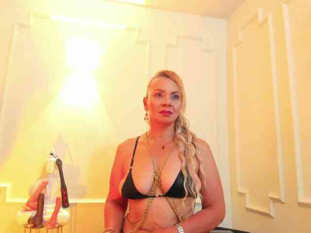 taylor-anastasia webcam