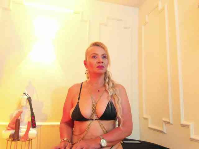 taylor-anastasia webcam