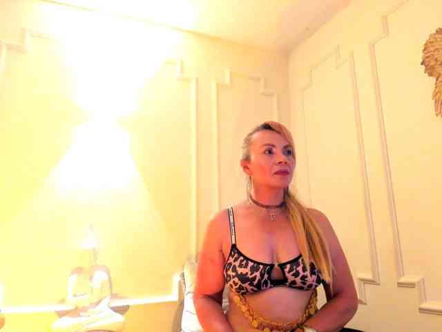 taylor-anastasia webcam