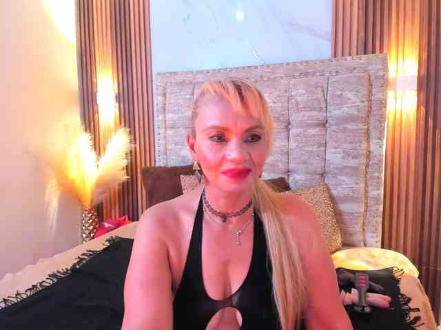taylor-anastasia webcam
