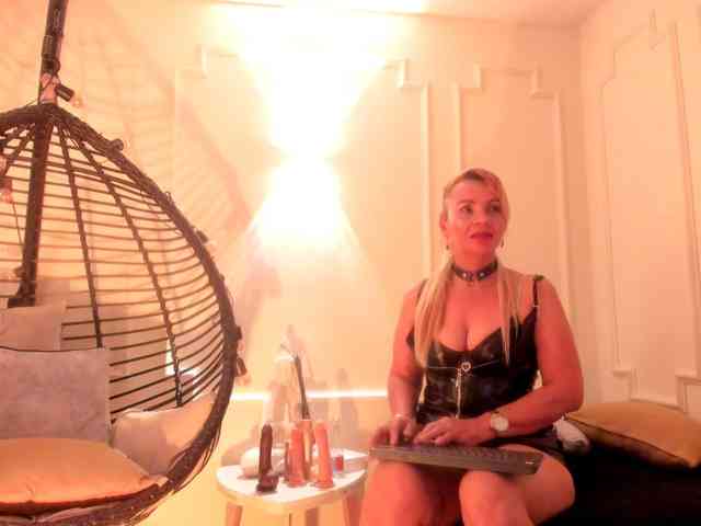 taylor-anastasia webcam