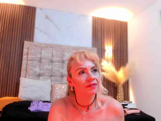 taylor-anastasia webcam