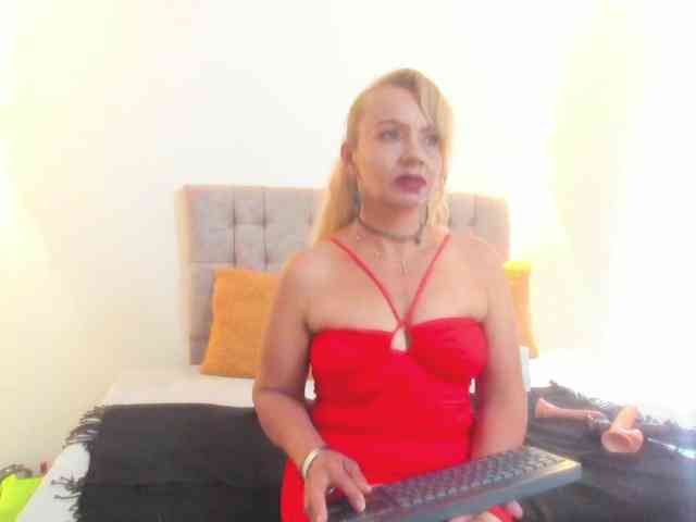 taylor-anastasia webcam