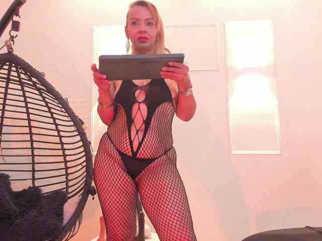 taylor-anastasia taylor-anastasia