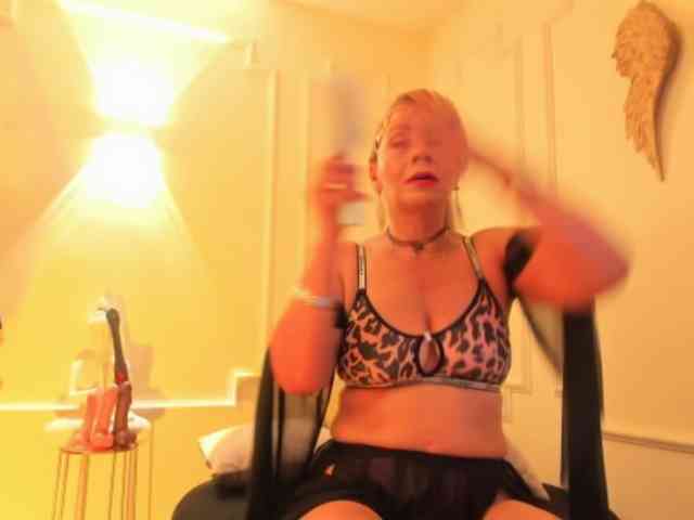 taylor-anastasia webcam