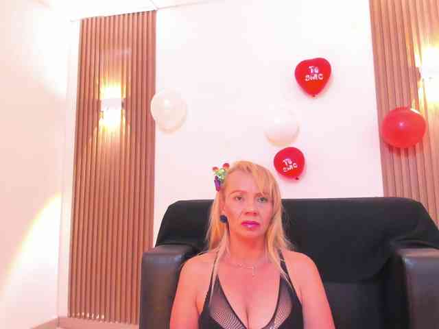 taylor-anastasia webcam