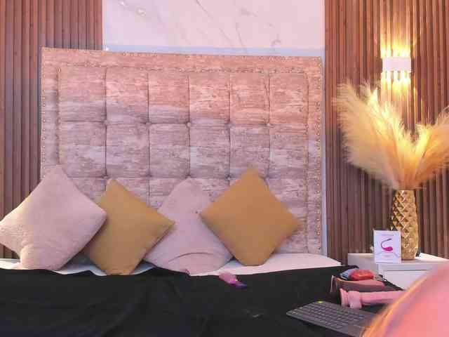 taylor-anastasia webcam