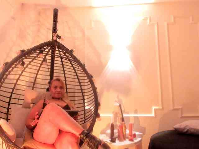 taylor-anastasia webcam