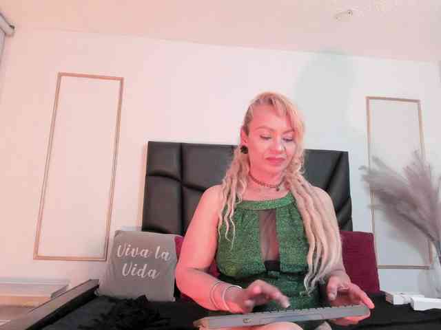 taylor-anastasia webcam