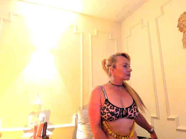 taylor-anastasia webcam