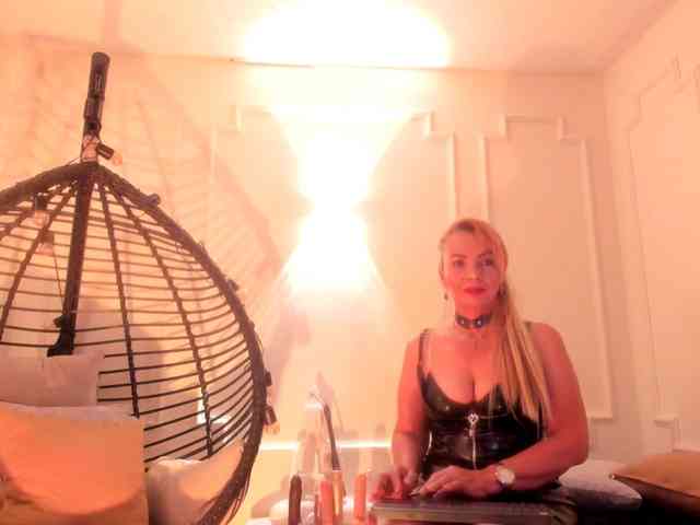 taylor-anastasia webcam