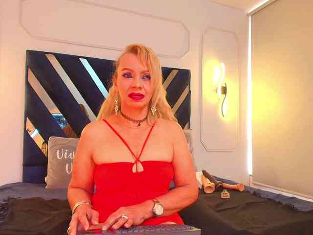 taylor-anastasia webcam