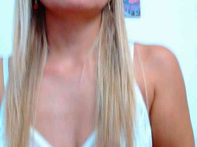 vickycandy webcam