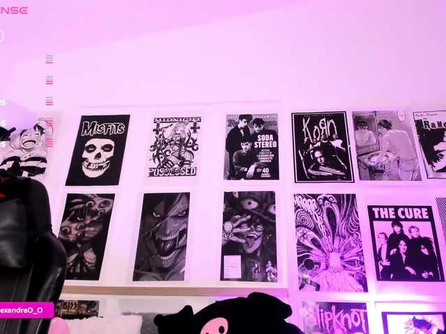 Lexyjoyce's BongaCams show and profile