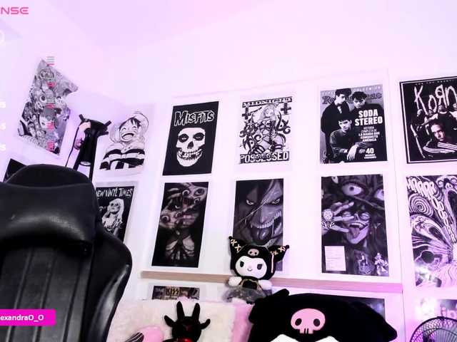 Lexyjoyce — Queen of Pleasure  Kneel before me, worship me, and I'll make your deepest fantasies come true... Are you ready? @remaintake off tits and play with oil  and tit job with my big toy  @total