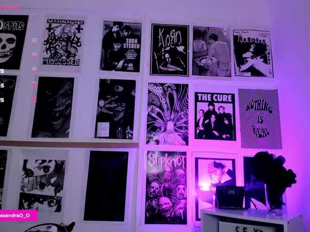 Lexyjoyce's BongaCams show and profile