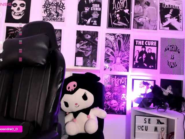 Lexyjoyce's BongaCams show and profile