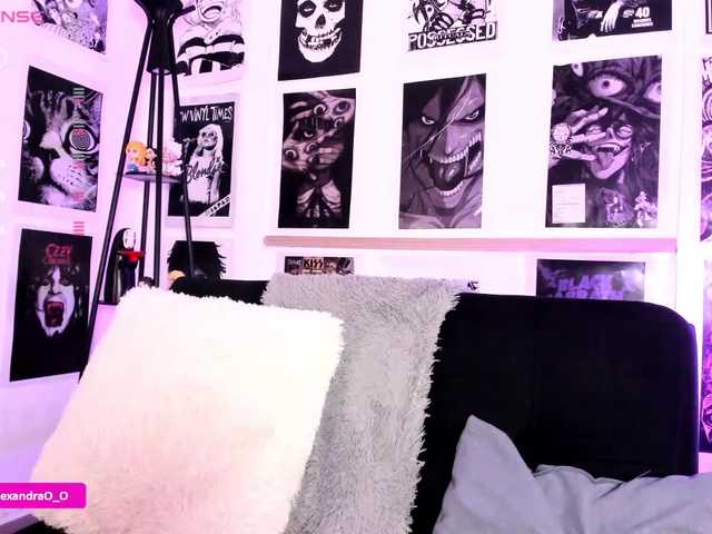 Lexyjoyce's BongaCams show and profile