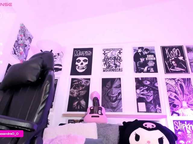 Lexyjoyce's BongaCams show and profile