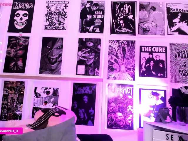 Lexyjoyce's BongaCams show and profile