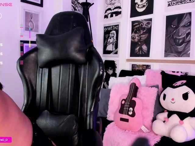 Lexyjoyce webcam
