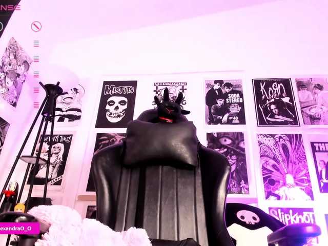 Lexyjoyce's BongaCams show and profile