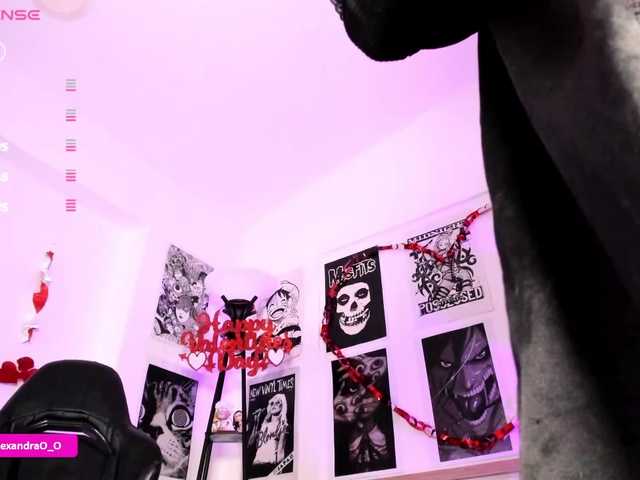 Lexyjoyce's BongaCams show and profile