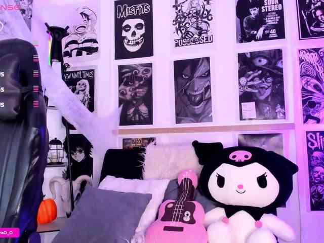 Lexyjoyce webcam