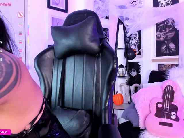 Lexyjoyce webcam