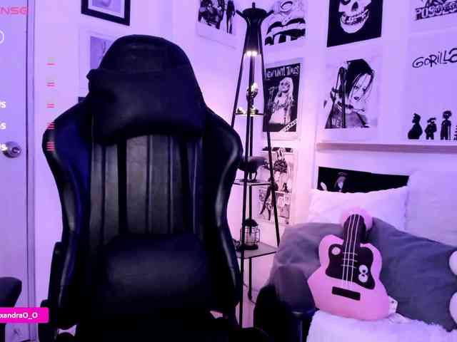 Lexyjoyce webcam