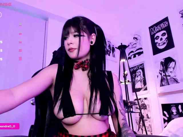 Lexyjoyce webcam