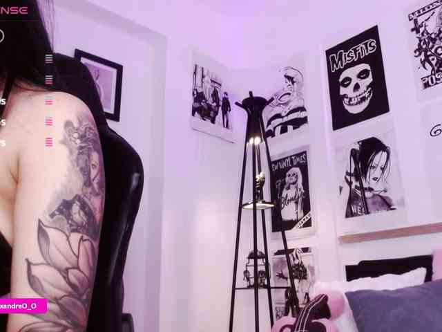 Lexyjoyce webcam