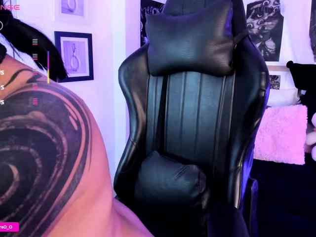 Lexyjoyce webcam