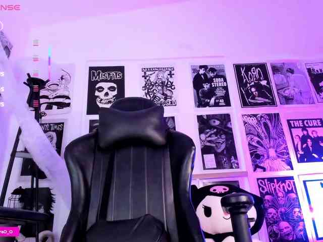 Lexyjoyce webcam